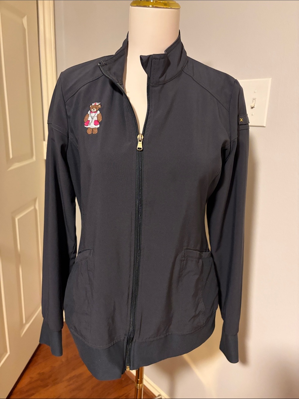 Cherokee Women’s Gray Scrub Jacket - Lightweight Flex Fit Size Small